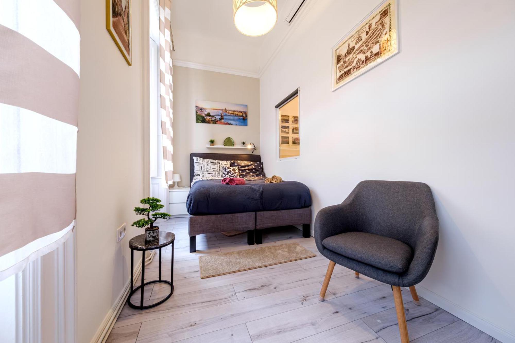 Soho Downtown Apartment บูดาเปสต์ ภายนอก รูปภาพ